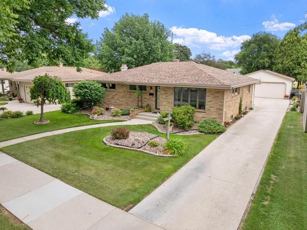 2821 S 18th STREET, Sheboygan, WI 53081