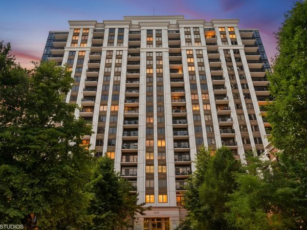 1322 S PRAIRIE Avenue , Unit 1705, Chicago, IL 60605