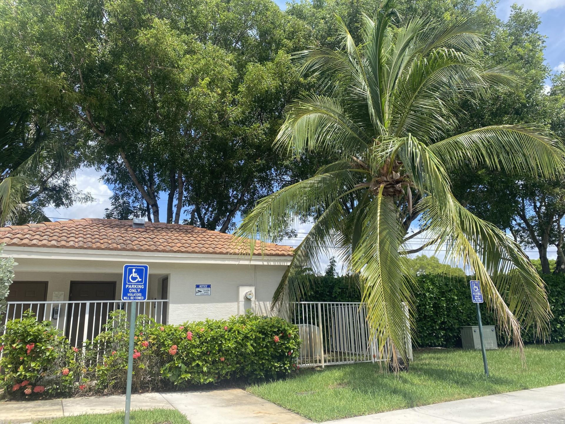 8214 Prestige Commons Drive, Unit 8214, Tamarac, FL 33321 Photo
