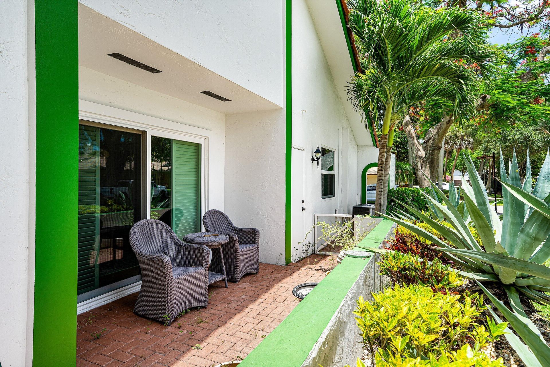 2601 NW 27th Terrace, Boca Raton, FL 33434 Photo