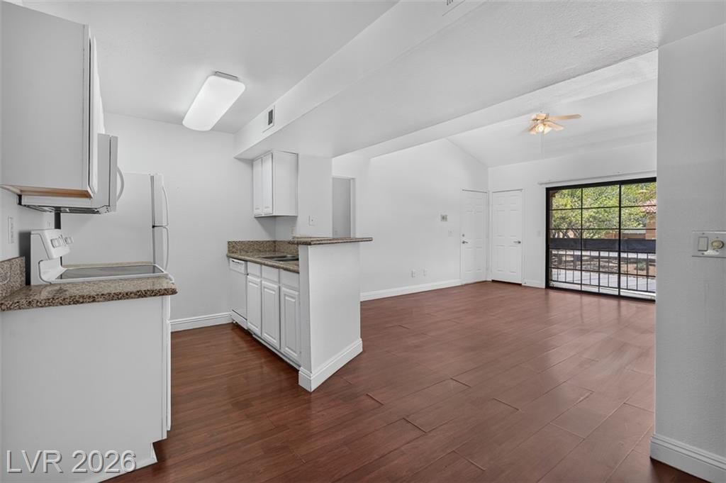 5158 S Jones Boulevard, Unit 201, Las Vegas, NV 89118 Main Photo