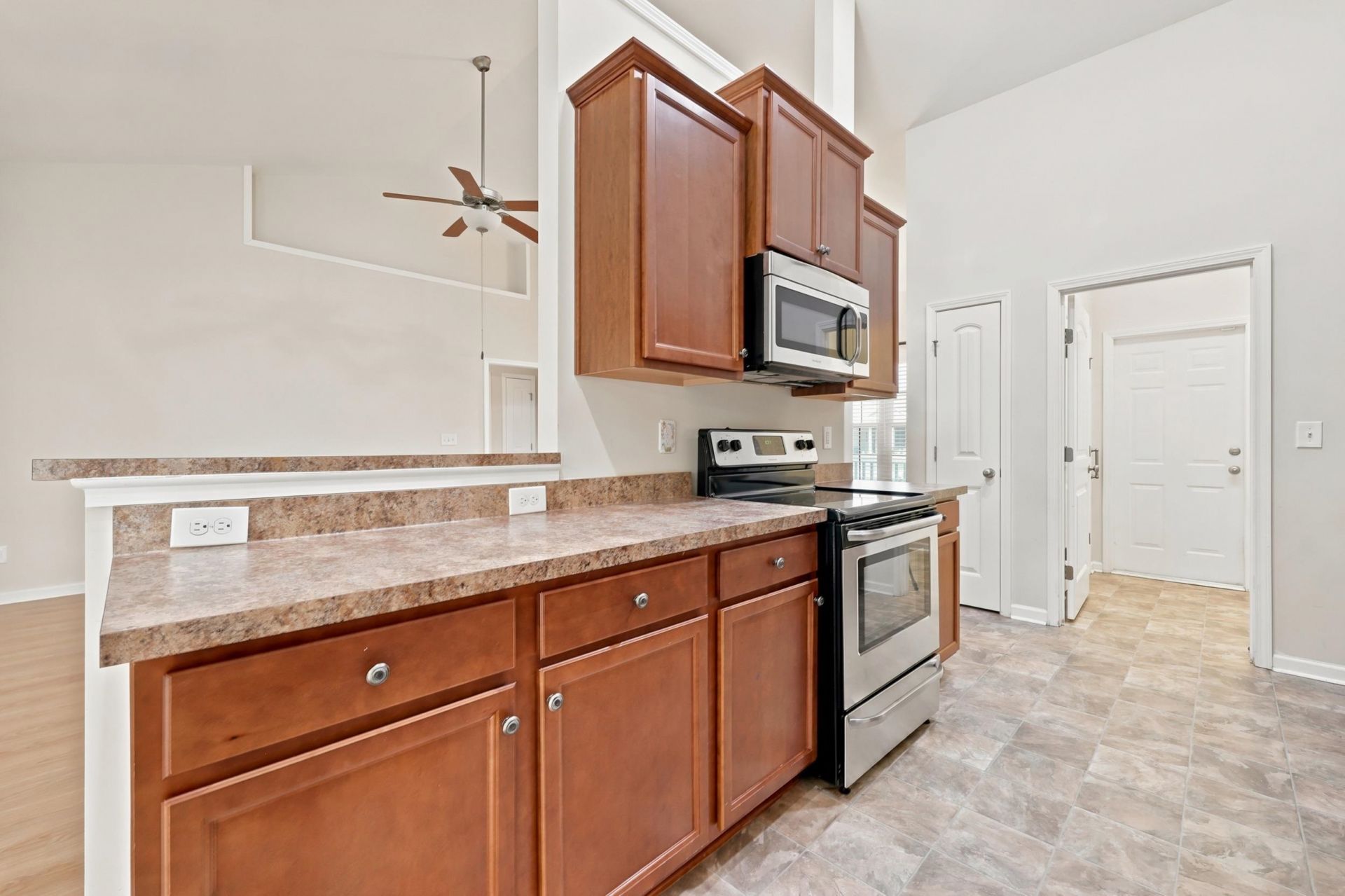 346 Lenox Dr.  Photo 13