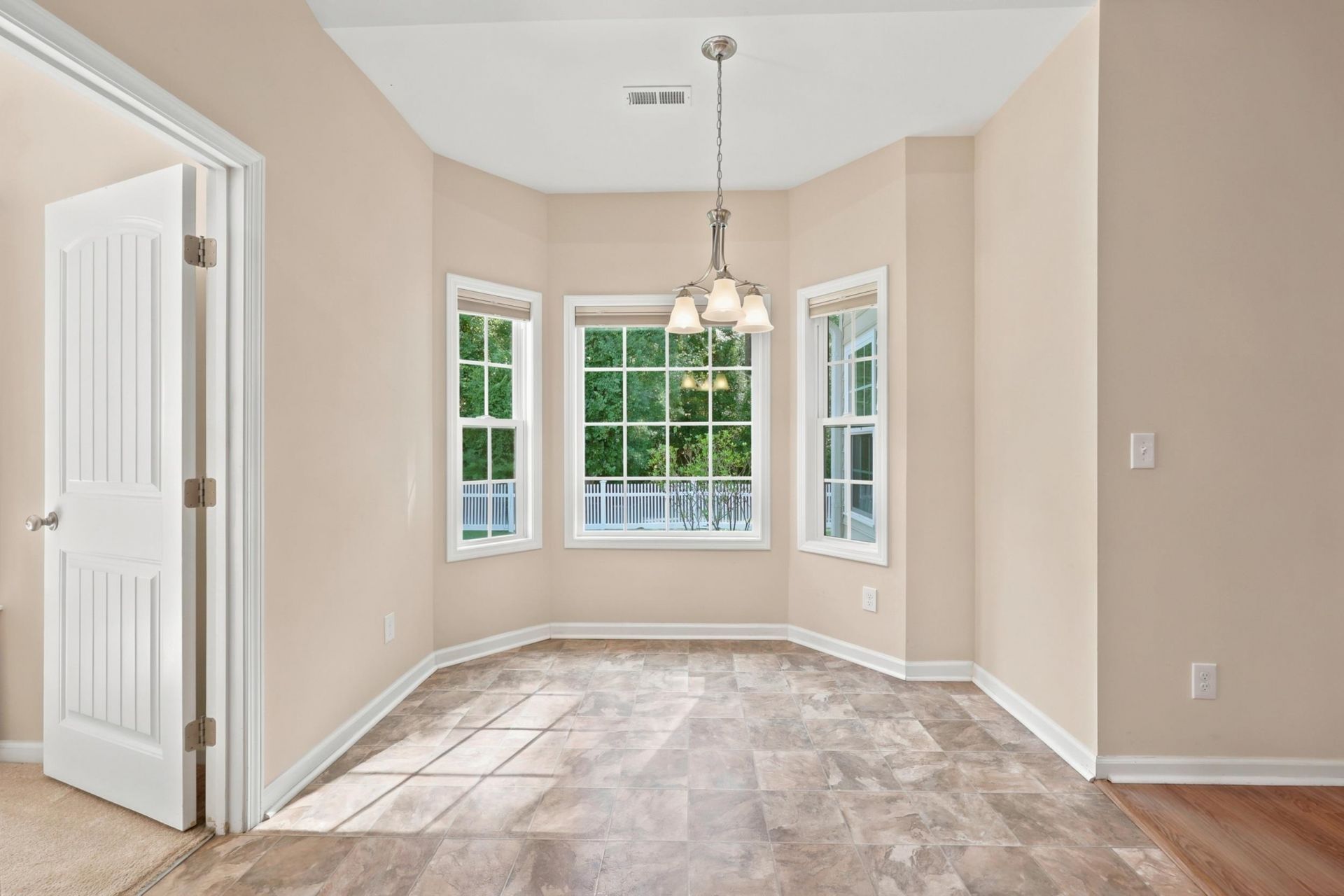 346 Lenox Dr.  Photo 15