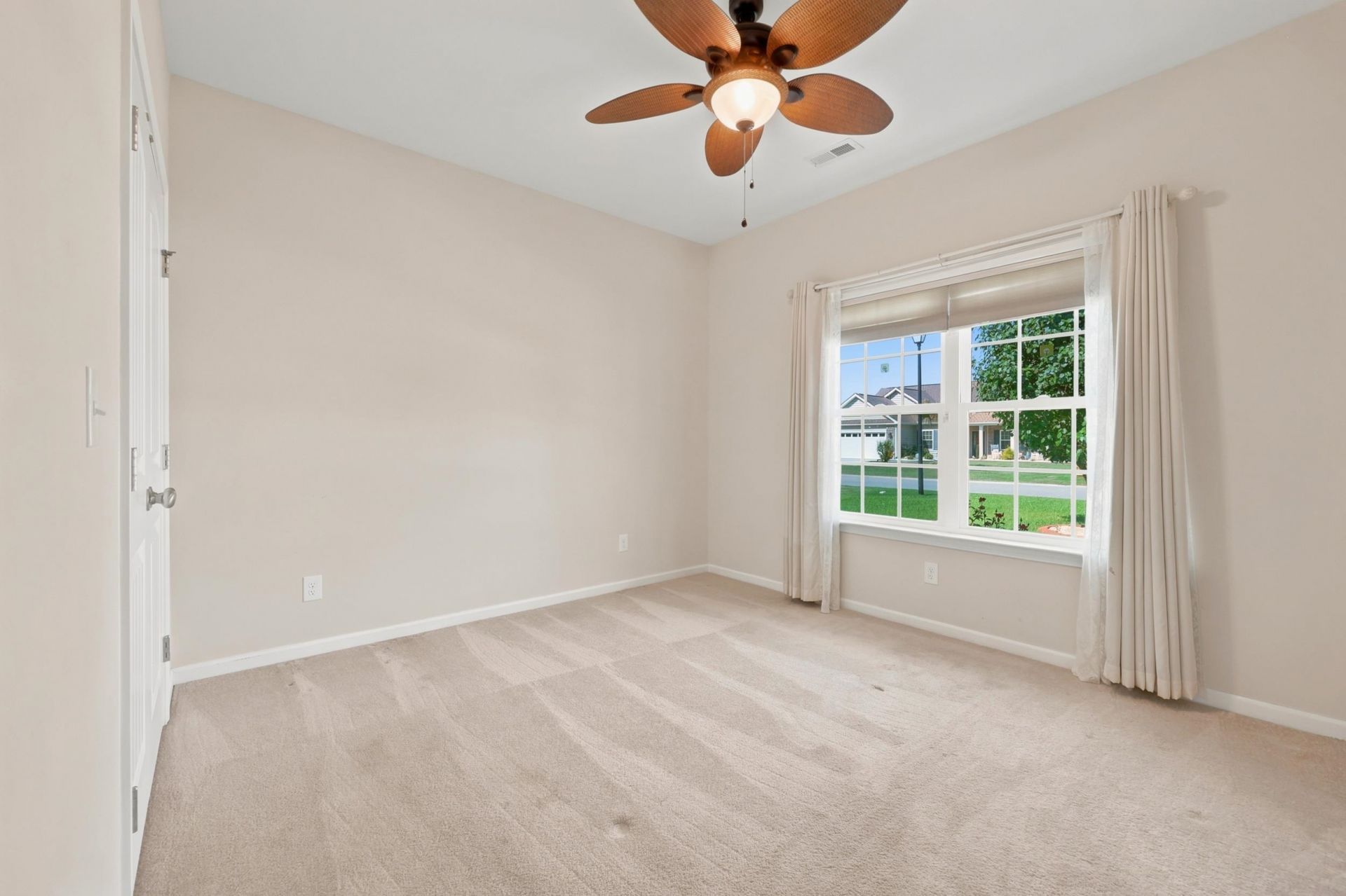 346 Lenox Dr.  Photo 22