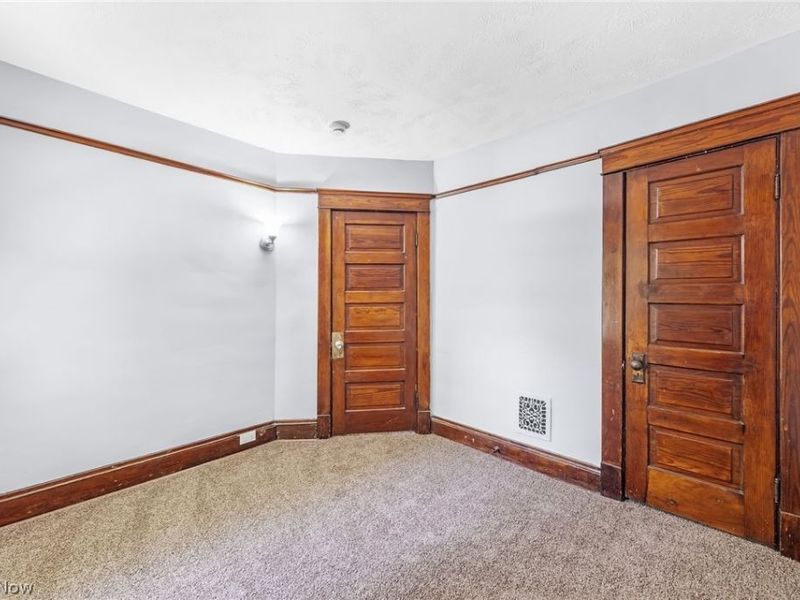 1584 E 94th Street, Cleveland, OH 44106 Photo 26
