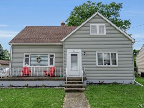 134 Woodlawn Avenue , Depew, NY 14043
