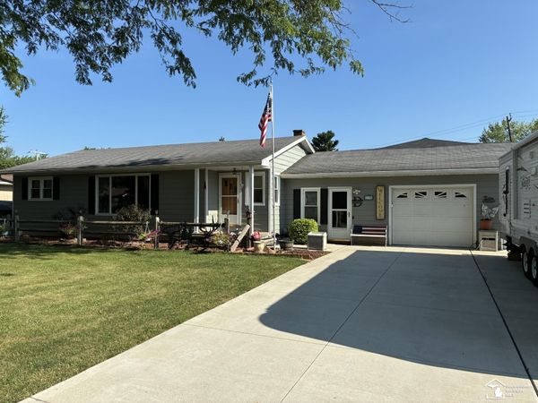8296 Westwood Drive, Ida, MI 48140