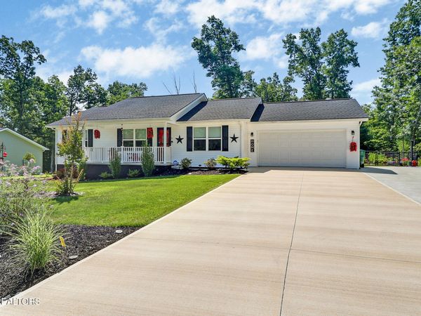 202 Nehasane Lane, Crossville, TN 38572