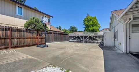8996 Purple Martin Way, Elk Grove, CA 95758 Photo