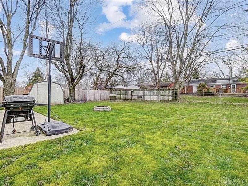 421 Merrymaid Drive, Englewood, OH 45322 Photo 24