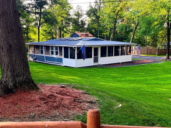785 Holiday Point Road, North Hero, VT 05474