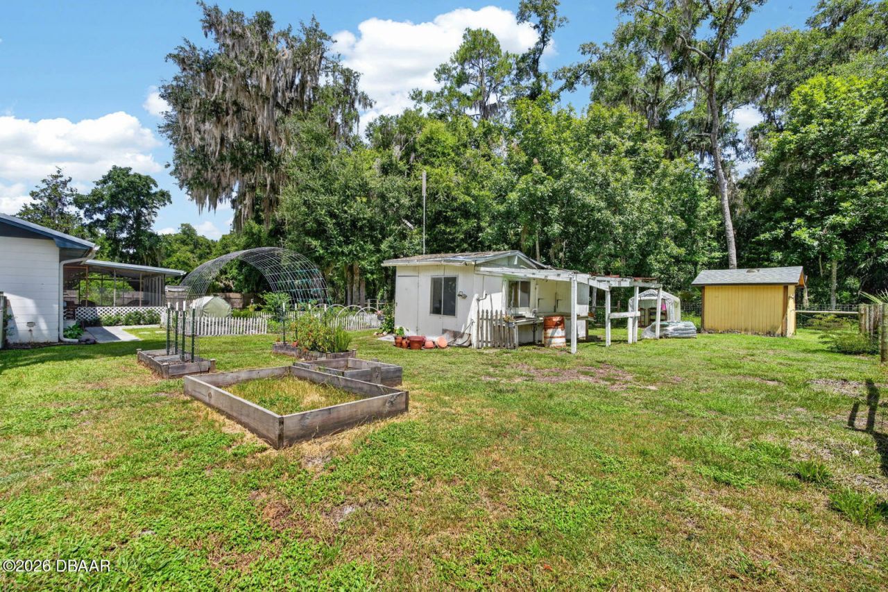104 Woodcrest Avenue, Satsuma, FL 32189 Photo