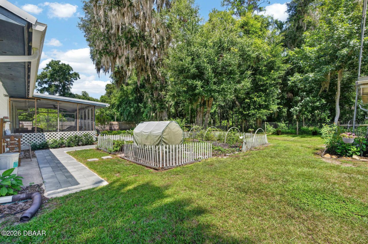 104 Woodcrest Avenue, Satsuma, FL 32189 Photo