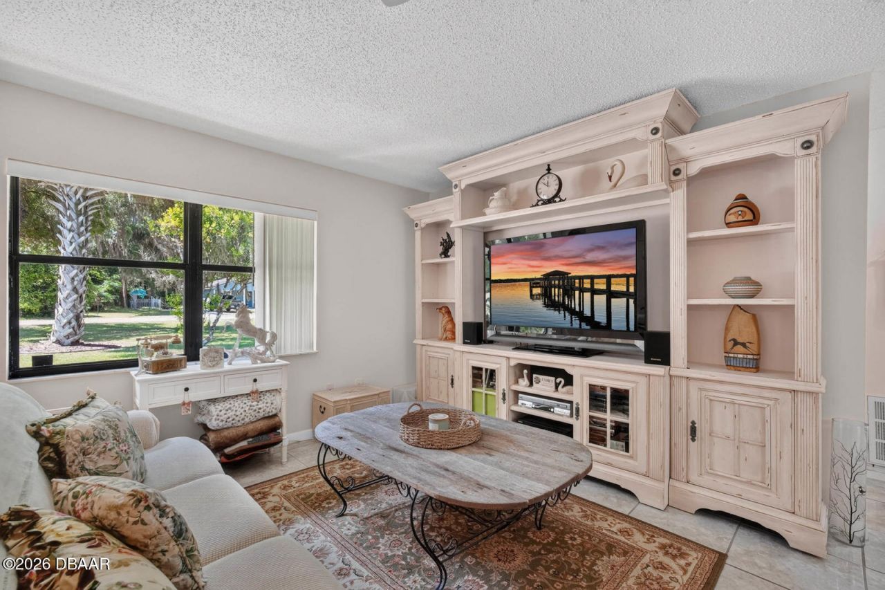 104 Woodcrest Avenue, Satsuma, FL 32189 Photo