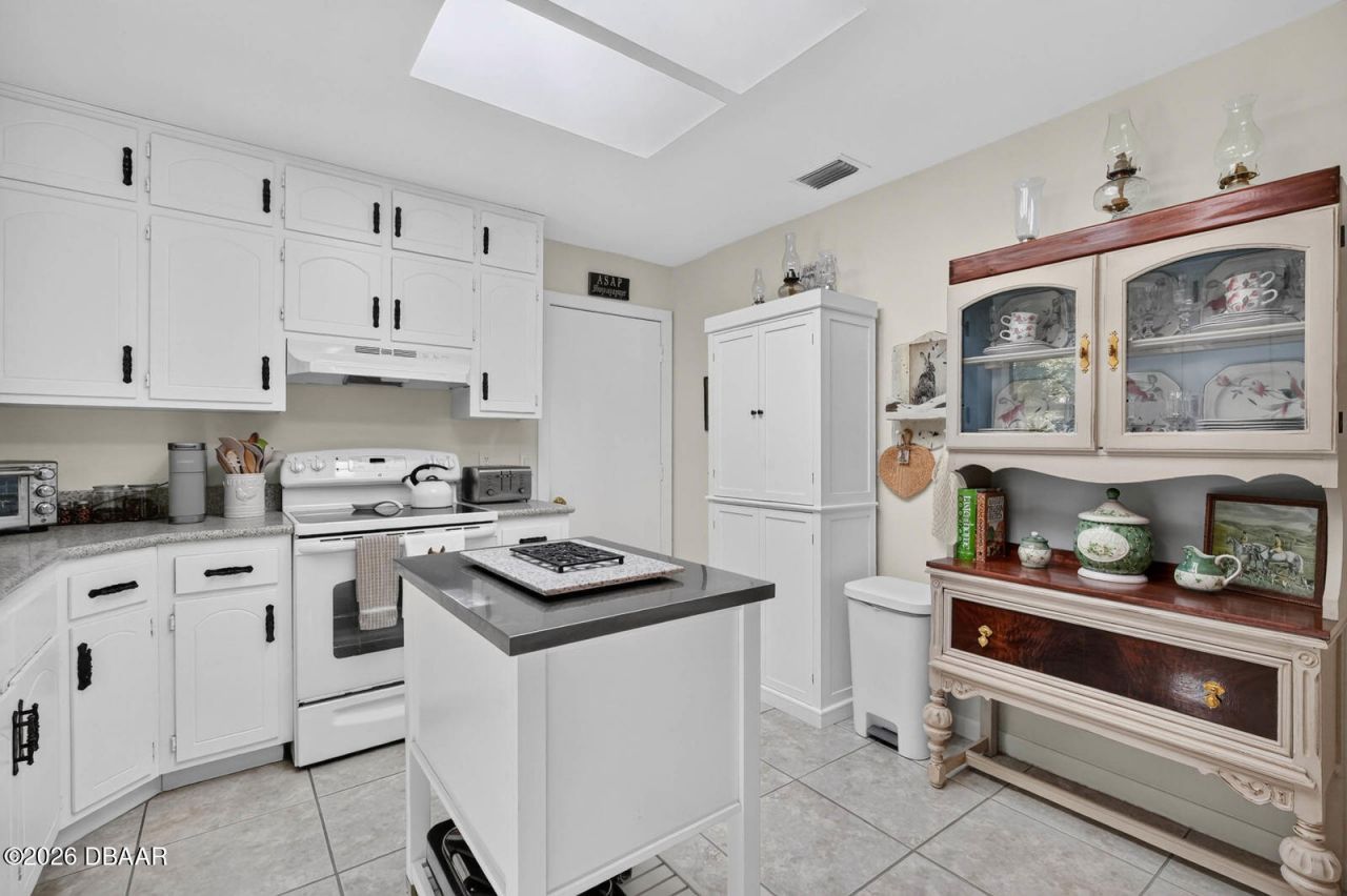 104 Woodcrest Avenue, Satsuma, FL 32189 Photo