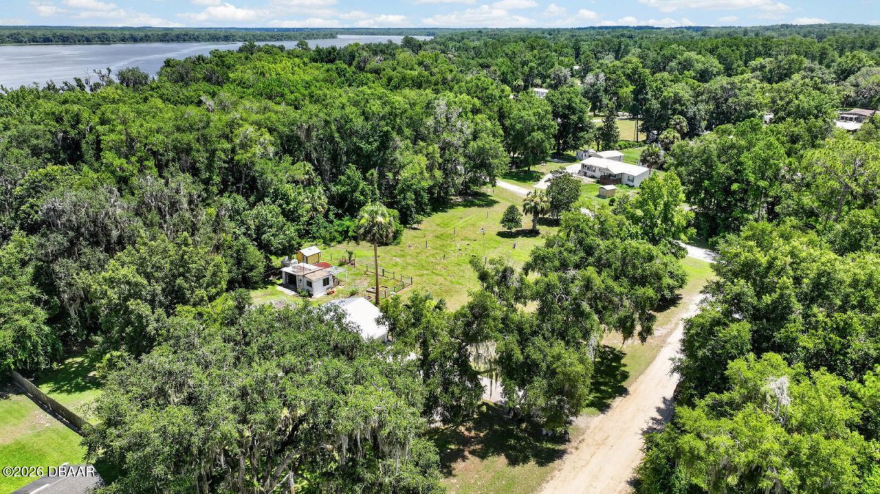 104 Woodcrest Avenue, Satsuma, FL 32189 Photo