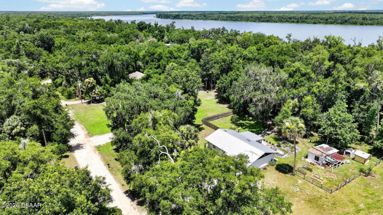 104 Woodcrest Avenue, Satsuma, FL 32189 Photo