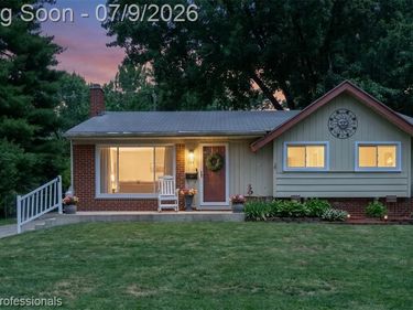 1153 Gault Drive N, Ypsilanti, MI 48198