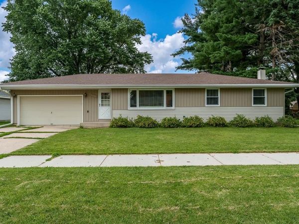 1437 S Chatham Street, Janesville, WI 53546