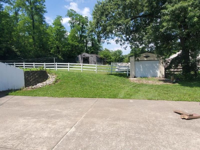 11949 Jacksonburg Road, Gratis Township, OH 45042 Photo 4