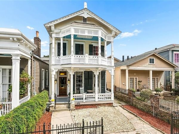 2340 CONSTANCE Street, New Orleans, LA 70130
