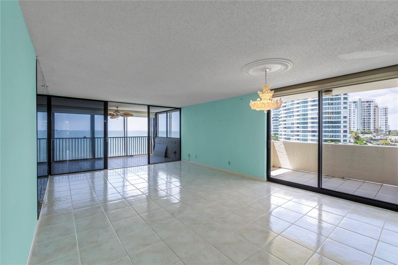 101 Sunset Drive, Unit PH1, Sarasota, FL 34236 Photo