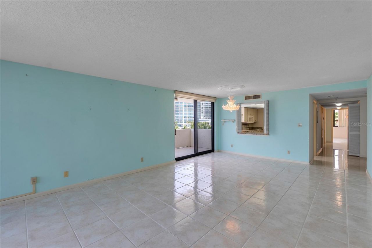 101 Sunset Drive, Unit PH1, Sarasota, FL 34236 Photo