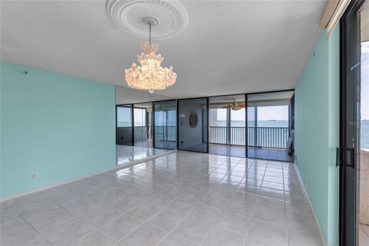101 Sunset Drive, Unit PH1, Sarasota, FL 34236 Photo