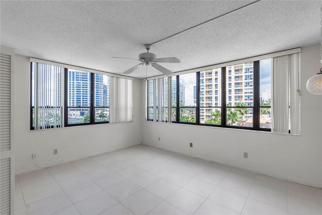 101 Sunset Drive, Unit PH1, Sarasota, FL 34236 Photo