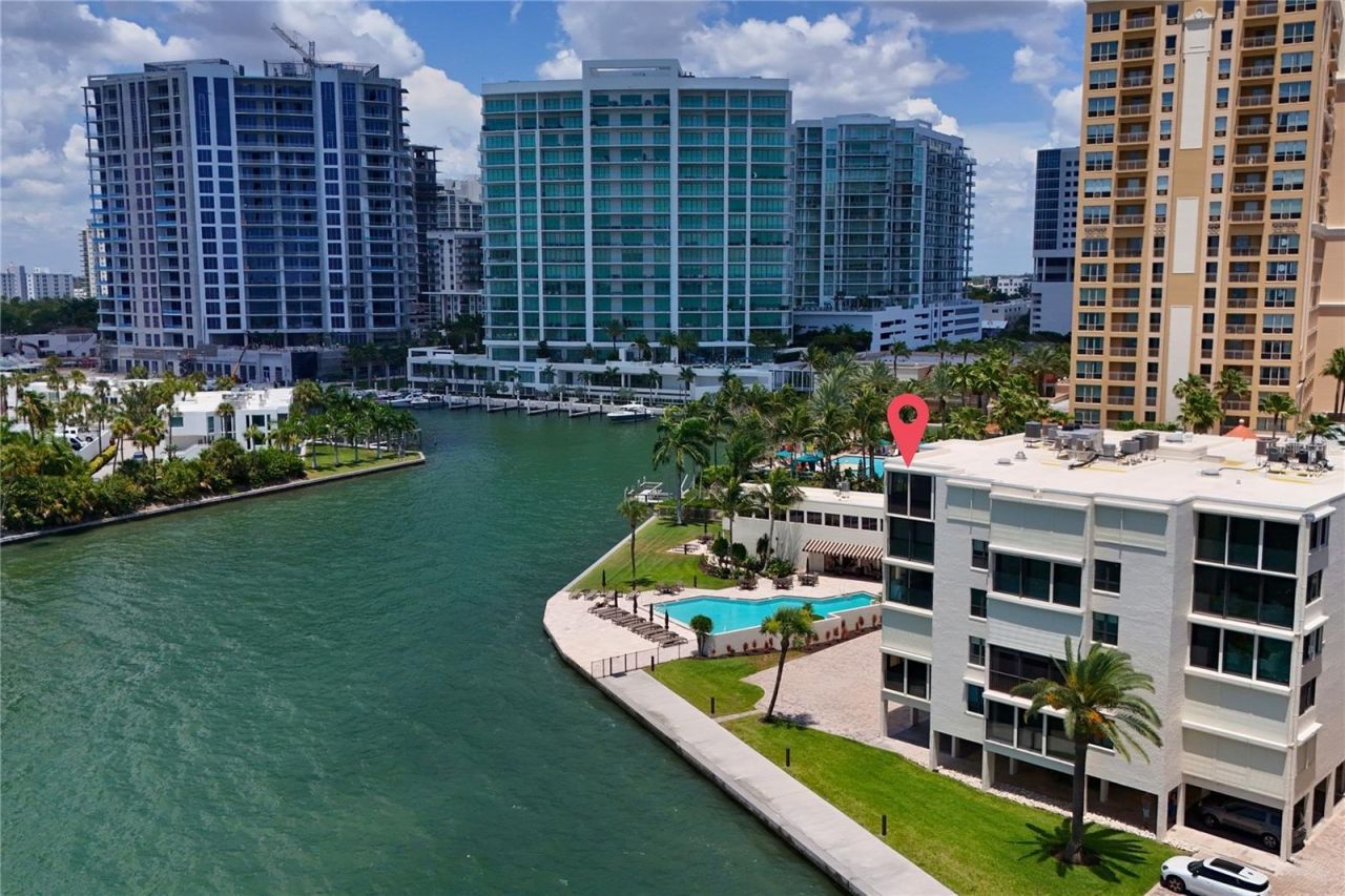 101 Sunset Drive, Unit PH1, Sarasota, FL 34236 Photo