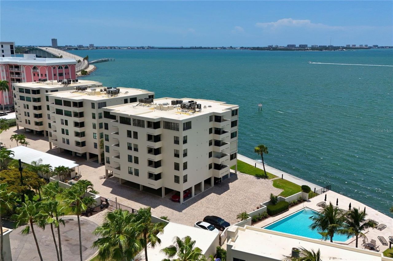 101 Sunset Drive, Unit PH1, Sarasota, FL 34236 Photo