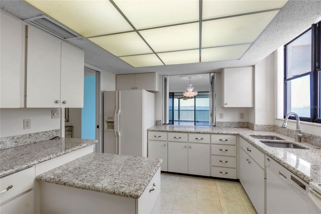 101 Sunset Drive, Unit PH1, Sarasota, FL 34236 Photo