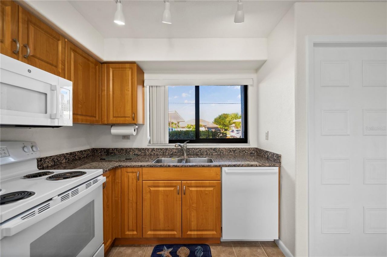 1356 Rio De Janeiro Avenue , Unit 108, Punta Gorda, FL 33983 Photo