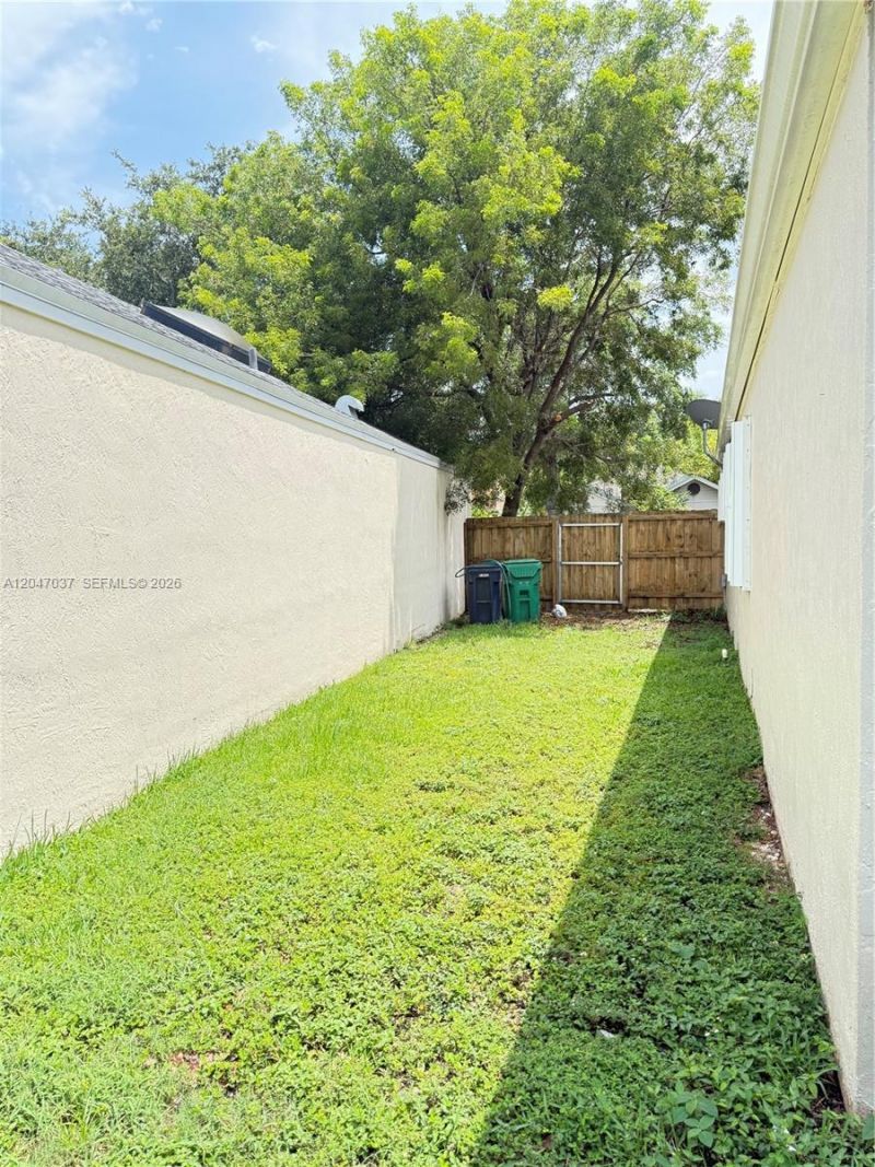 10113 SW 223rd Ter , Unit n/a, Cutler Bay, FL 33190 Photo