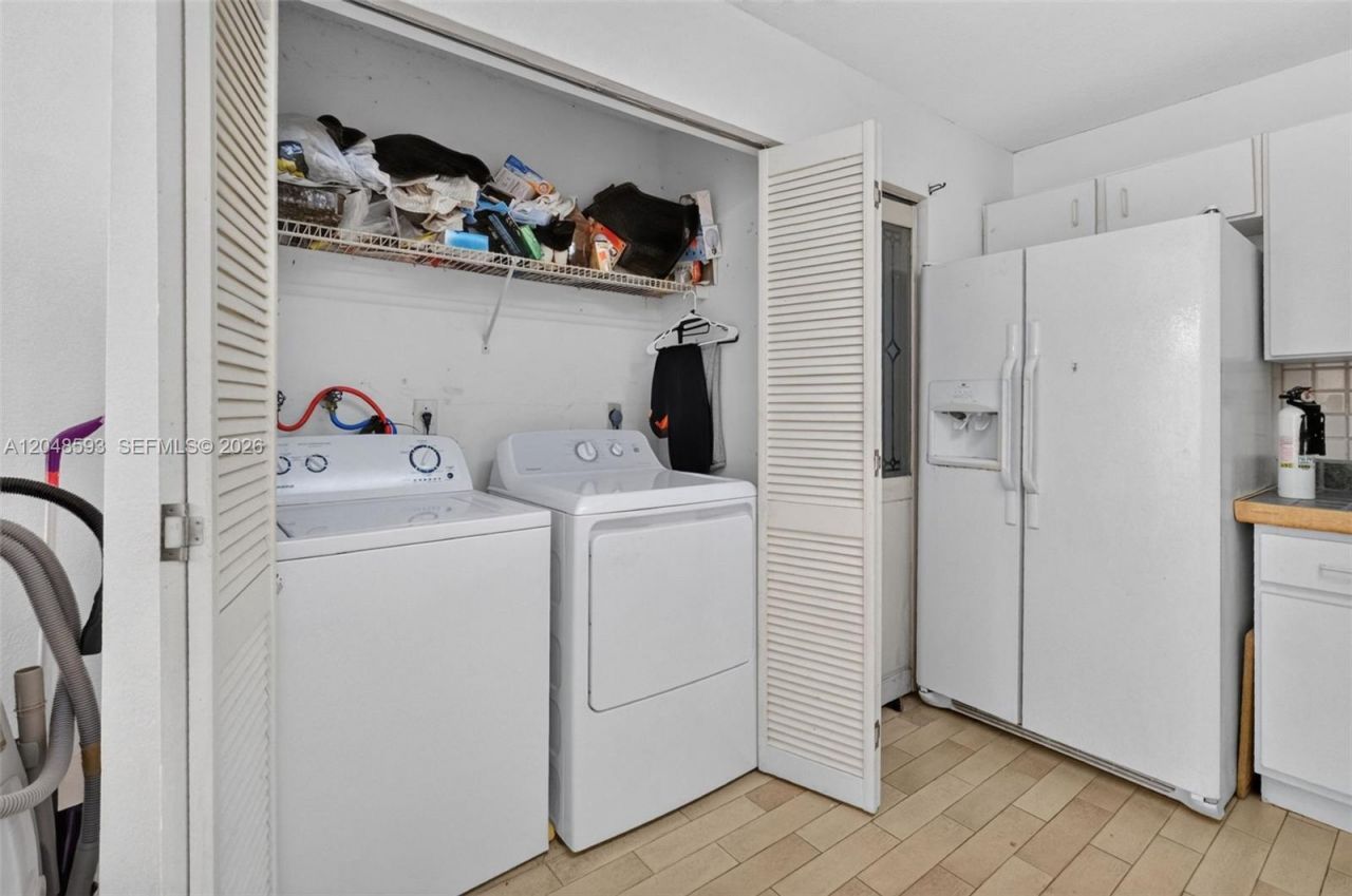 3835 NW 122nd Ter , Sunrise, FL 33323 Photo