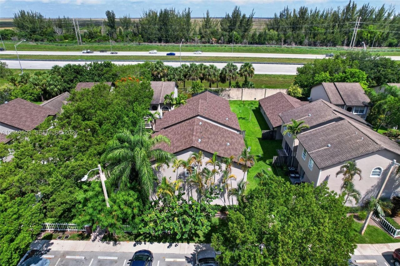 3835 NW 122nd Ter , Sunrise, FL 33323 Photo