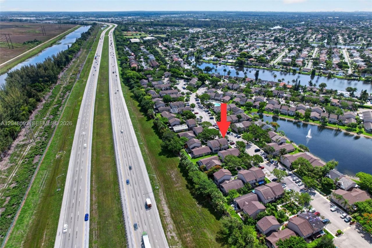 3835 NW 122nd Ter , Sunrise, FL 33323 Photo