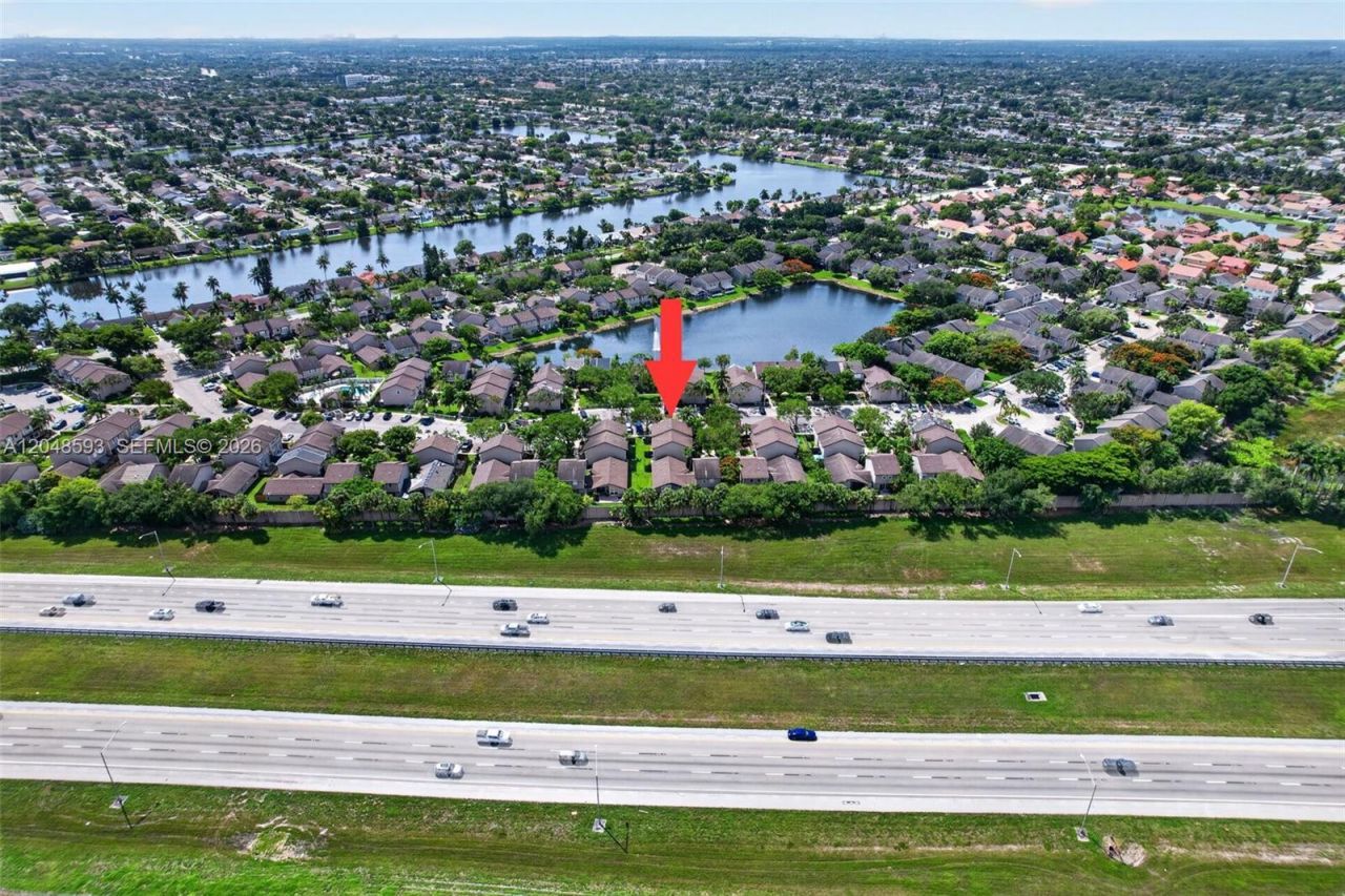 3835 NW 122nd Ter , Sunrise, FL 33323 Photo