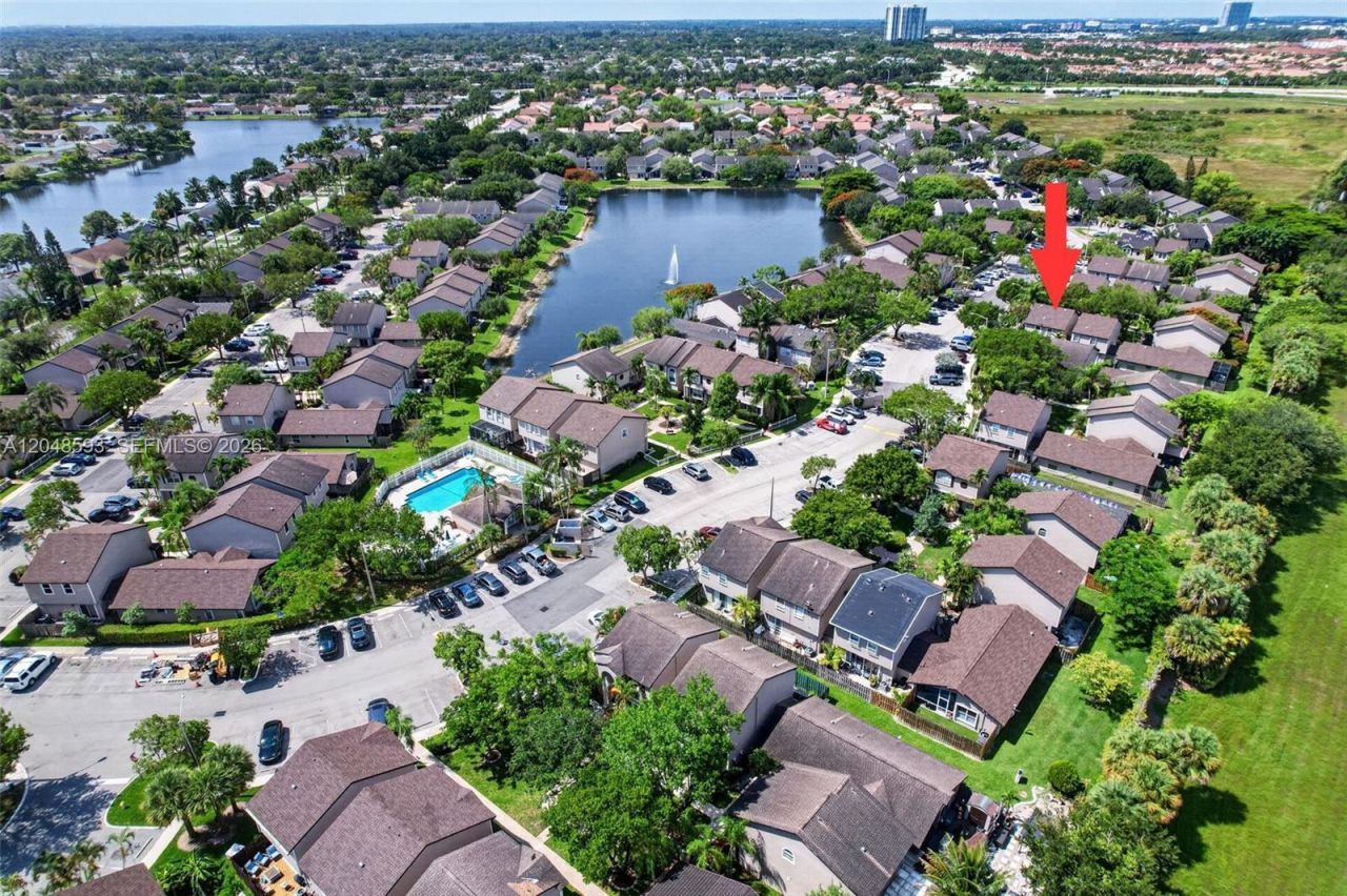 3835 NW 122nd Ter , Sunrise, FL 33323 Photo