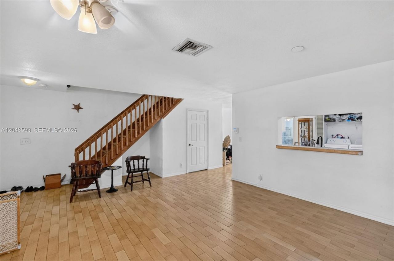 3835 NW 122nd Ter , Sunrise, FL 33323 Photo