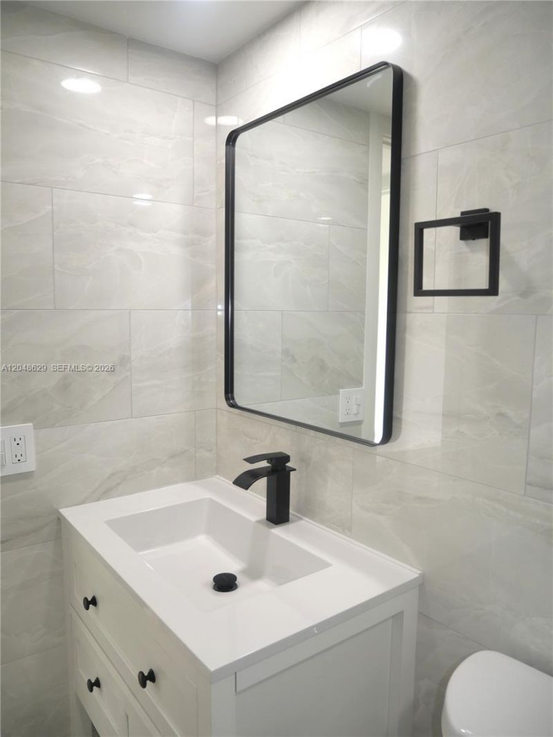 3080 N Course Dr , Unit 602, Pompano Beach, FL 33069 Photo