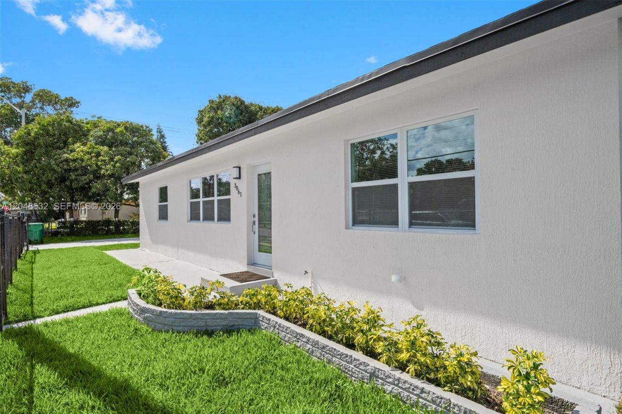 3061 NW 2nd St , Fort Lauderdale, FL 33311 Photo