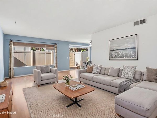 2112 Hawthorne Court, San Bernardino, CA 92404