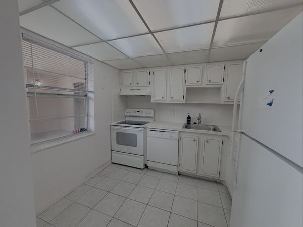 1015 Country Club Drive, Unit 205, Margate, FL 33063