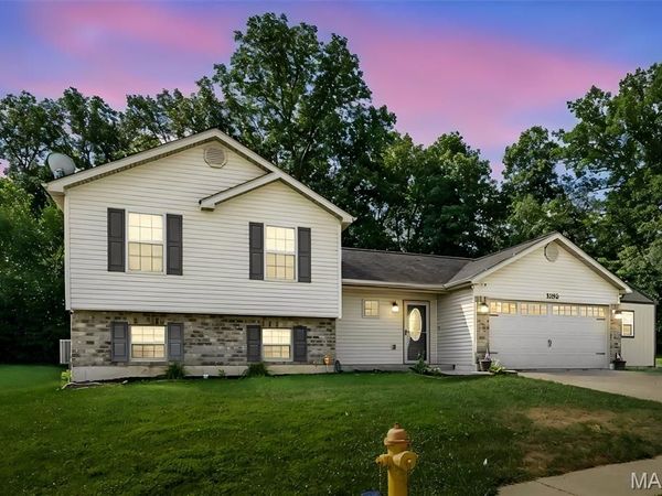 1102 Marathon Drive, Foristell, MO 63348