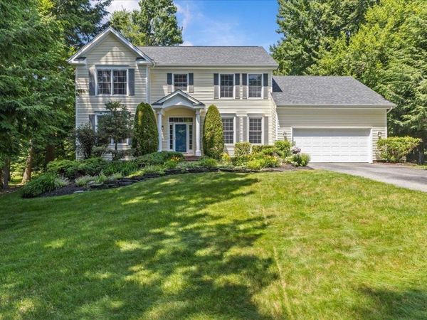 56 Barrett Lane, Williston, VT 05495