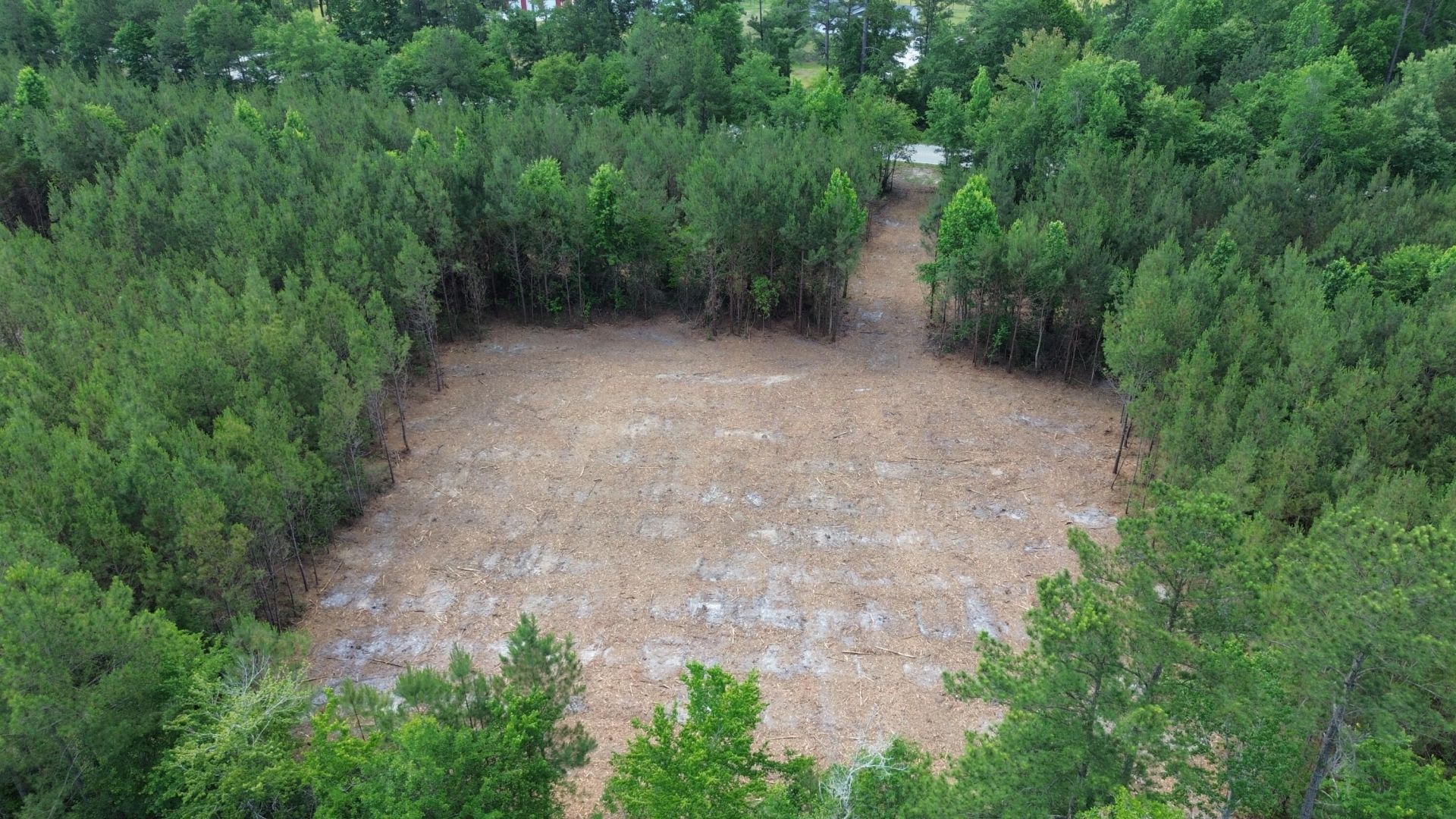 2 Highway 311 Photo 7