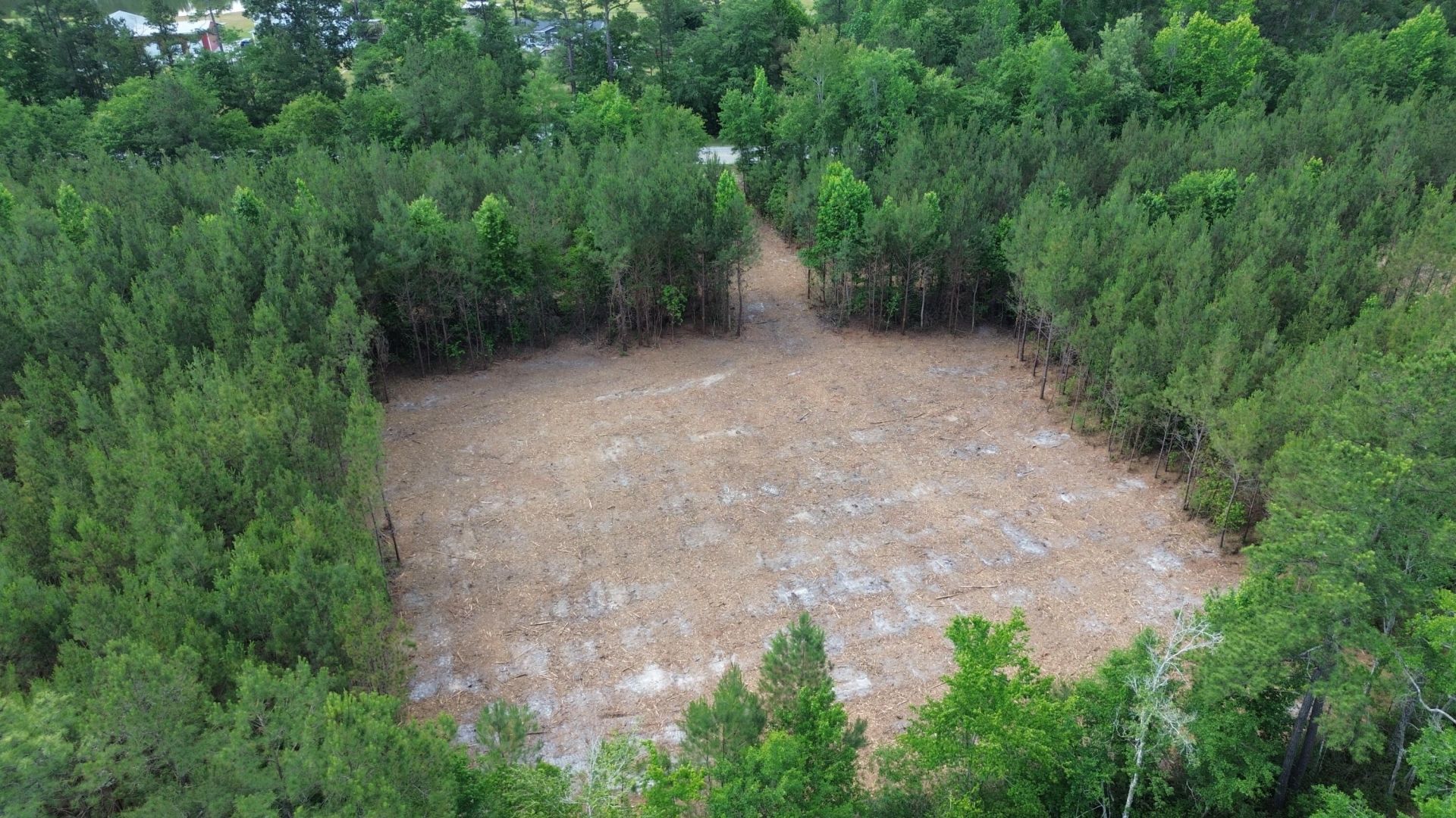 2 Highway 311 Photo 8