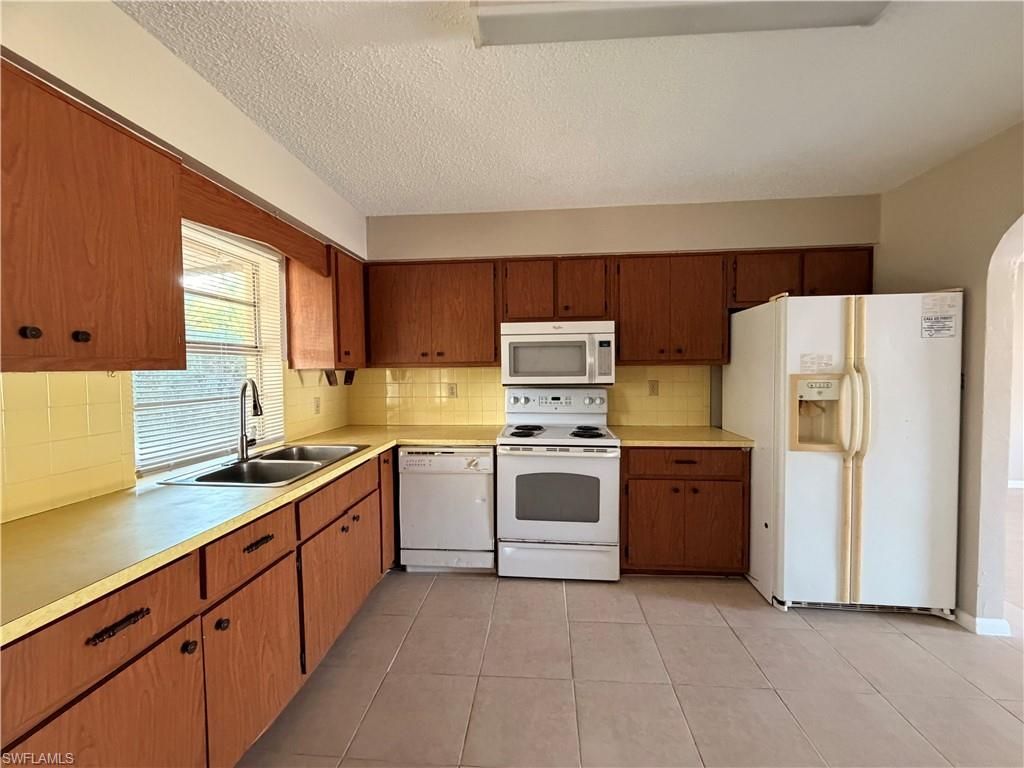 18433 Iris Rd , Fort Myers, FL 33967 Photo