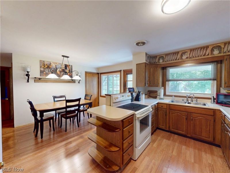 1051 Crown Avenue, Ravenna, OH 44266 Photo 11